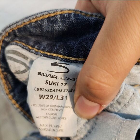 Women's Silver Jeans "Suki 17" pants, size 29 X 31 - Picture 2 of 4
